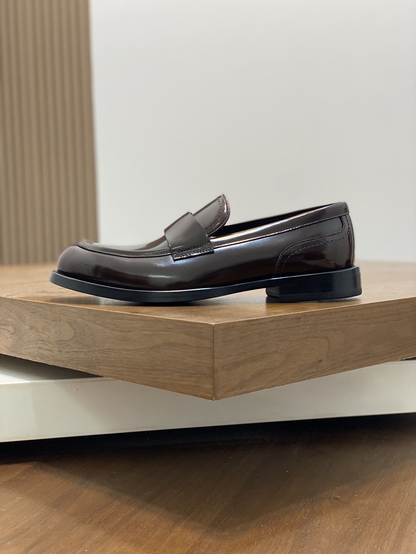 olce & Gabbana shoe